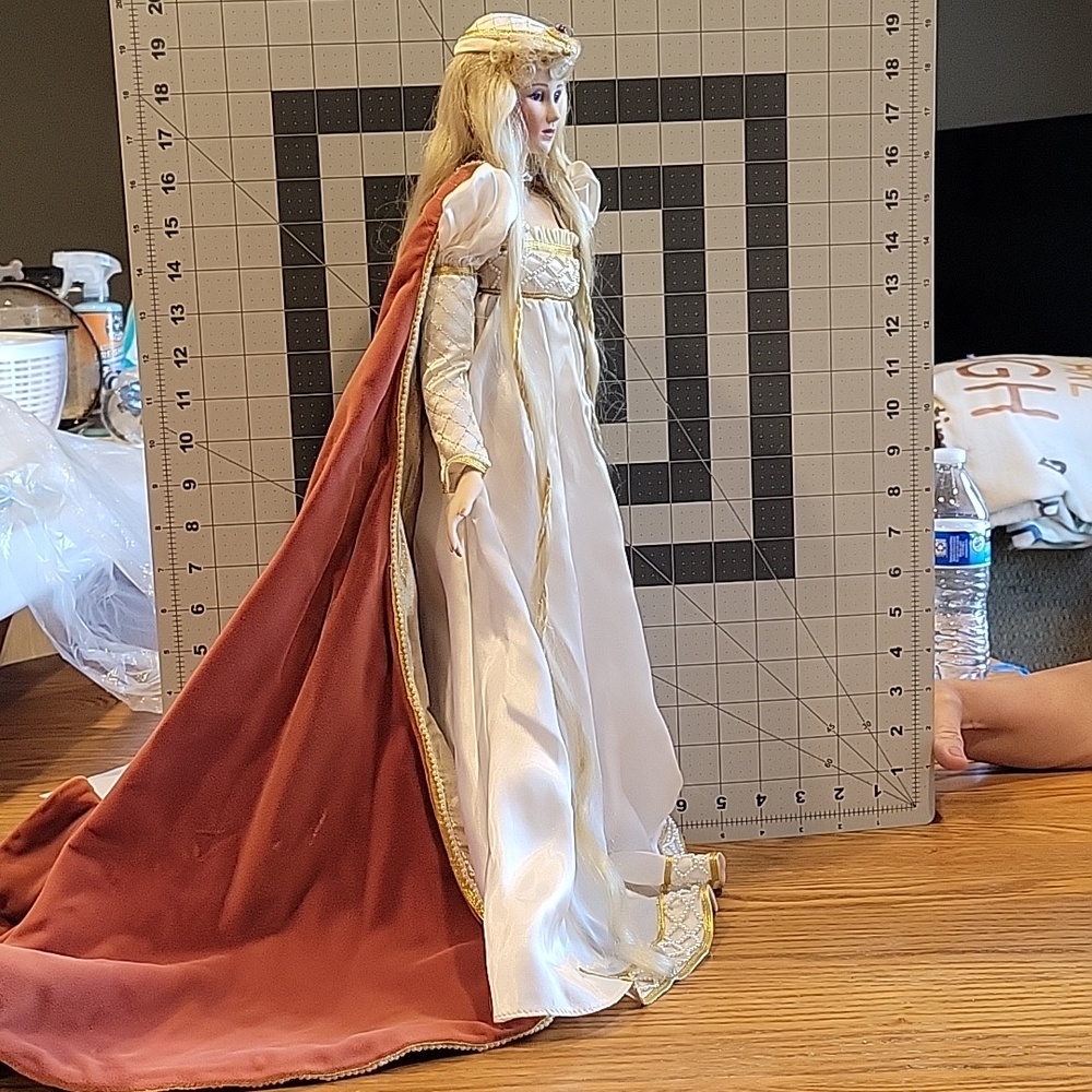 Franklin Mint Heirloom Gibson Victorian Bride Doll - Picture 5 of 11